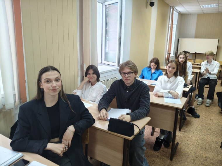 Защита итоговых проектов в 10 классе.